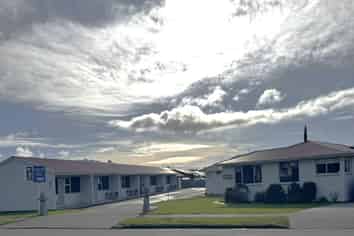 Classic Kiwi Motel Lease Opportunity in Gore
