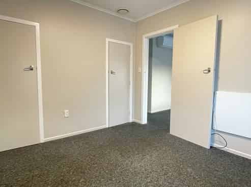 4/35 Dunns Street, Silverstream