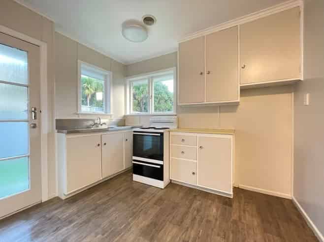 4/35 Dunns Street, Silverstream