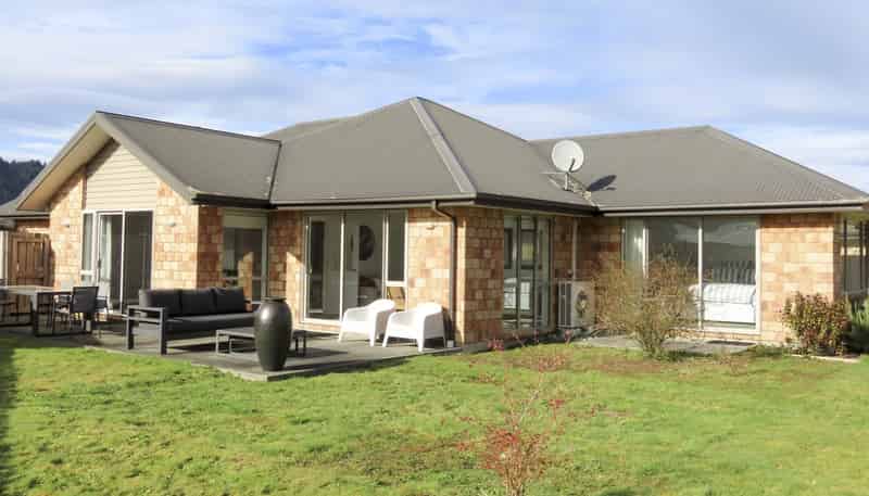 9 Wicken Place, Reefton