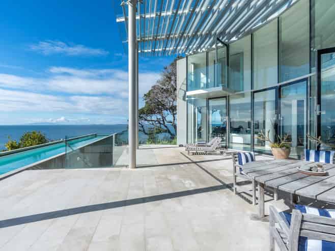 4 Sharon Road, Waiake
