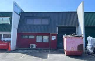 150m² Industrial Unit - Ready for Occupation Now!