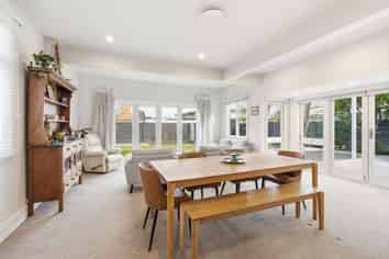 49 Hartley Avenue, Strowan