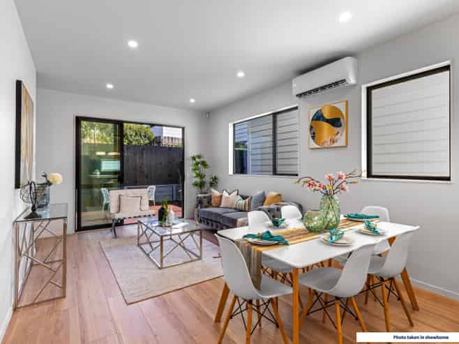 99A Wharf Road, Te Atatu Peninsula