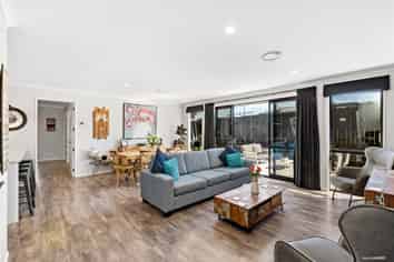44 Karo Road, Beachlands