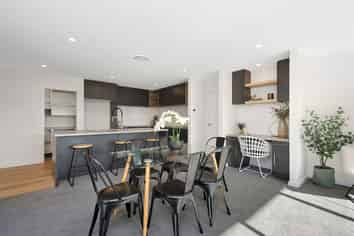 134 Farm Road, Allenton