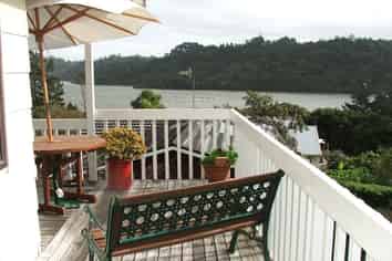 Auckland - Address withheld