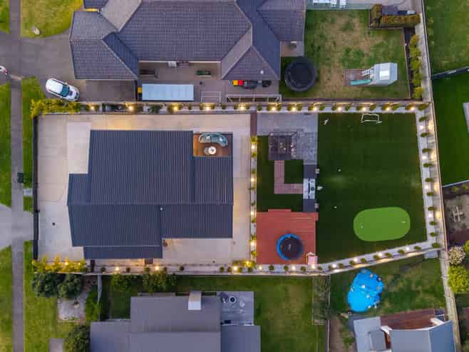 23 Defender Crescent, Beachlands