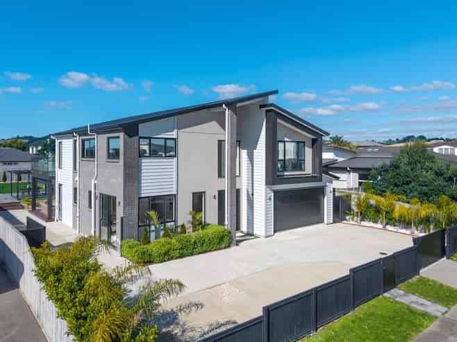 23 Defender Crescent, Beachlands