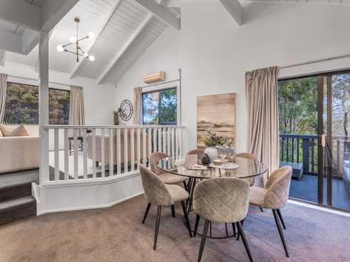 4 Ruka Lane, Saint Johns