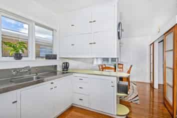 62 Western Hills Drive, Kensington