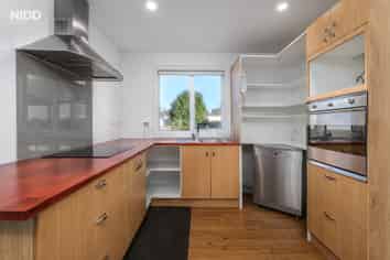 23 Law Street, Caversham