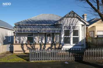 23 Law Street, Caversham