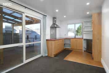 23 Law Street, Caversham