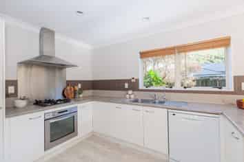 41 Erlestoke Crescent, Churton Park