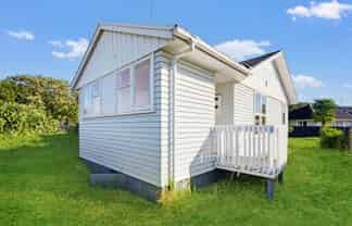 10b Frank Hewitt Street, Pukekohe