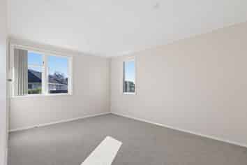 10b Frank Hewitt Street, Pukekohe