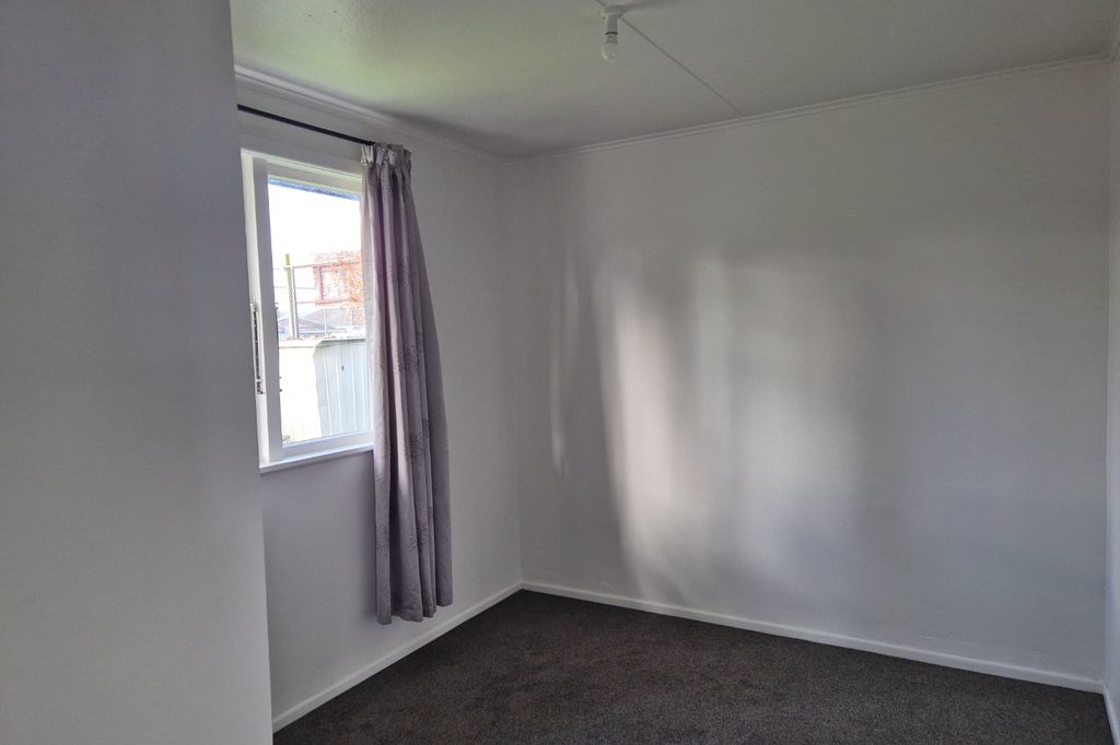 2 Bedroom plus Sleepout 4