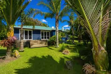 6382A South Road, Rahotu