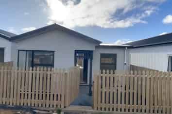 35A  Redhills Road , Massey