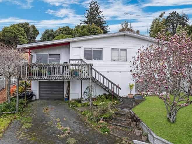 29 Squirrel Lane, Browns Bay
