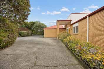 83 Taylor Road, Mangere Bridge