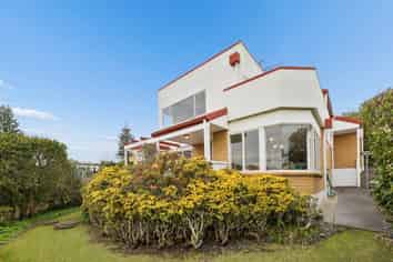 83 Taylor Road, Mangere Bridge