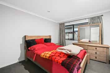 14 Castleton Way, Flagstaff
