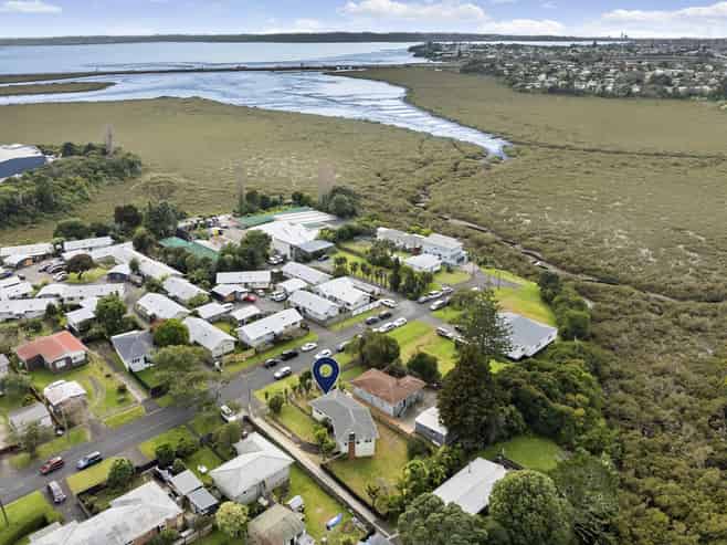51 Eastdale Road, Avondale