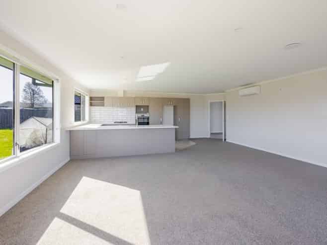33 Belgrove Drive, Waipukurau