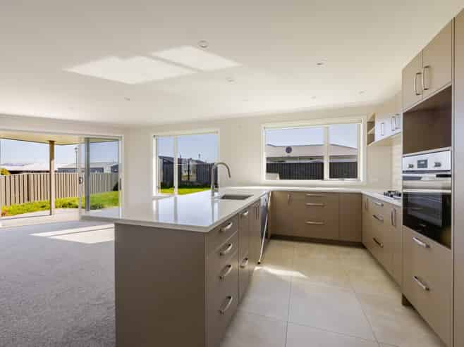 33 Belgrove Drive, Waipukurau