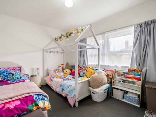126A St Johns Road, Saint Johns