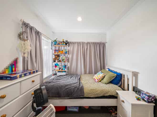126A St Johns Road, Saint Johns