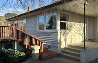 98 Mount Street, Nelson South