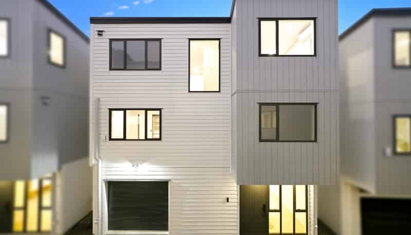 Lot 4/10 Tusac Place, Totara Vale