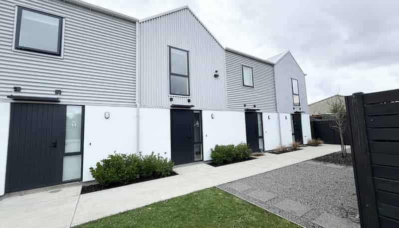 15/45 Dickens Street, Addington