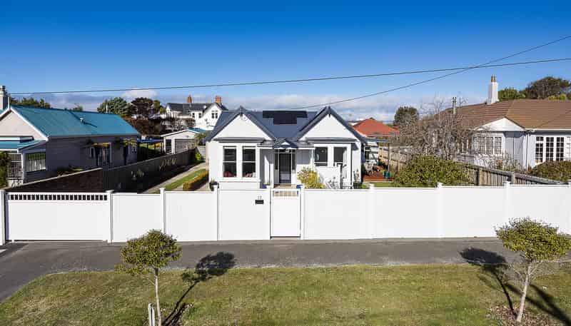 17 Sandringham Street, Saint Clair