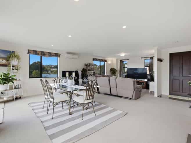 31 Bateleur Close, Welcome Bay