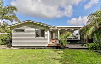 23 Bodi Place, Te Atatu South