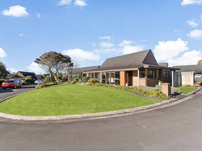 40/18 Williams Road, Hobsonville