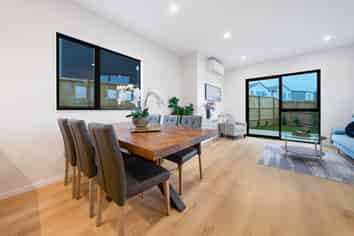 18 Rimurehia Rise, Stanmore Bay