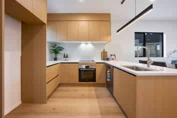 18 Rimurehia Rise, Stanmore Bay