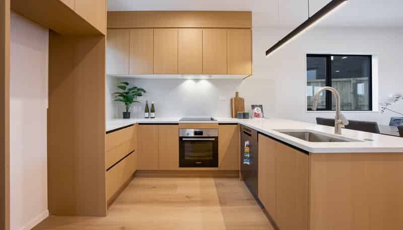 18 Rimurehia Rise, Stanmore Bay