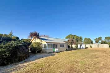 30 Muri Street, Aramoana