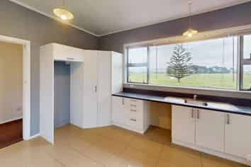 71 Cameron Road West, Westmere