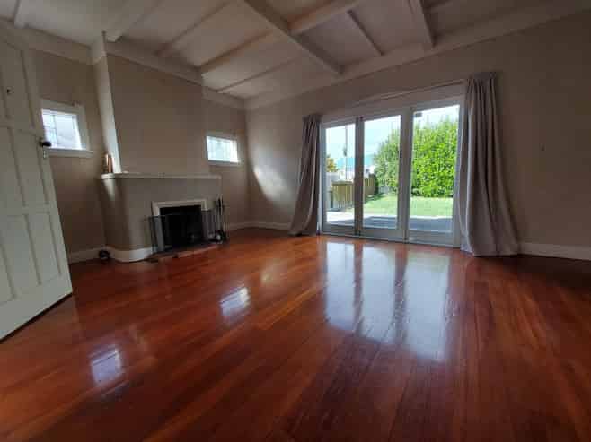 19 Hazel Ave, Sandringham