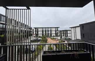 207/21 Pennant St, Long Bay