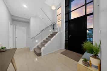 1 Drumconnell Drive, Flat Bush