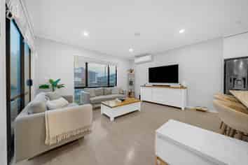 1 Drumconnell Drive, Flat Bush