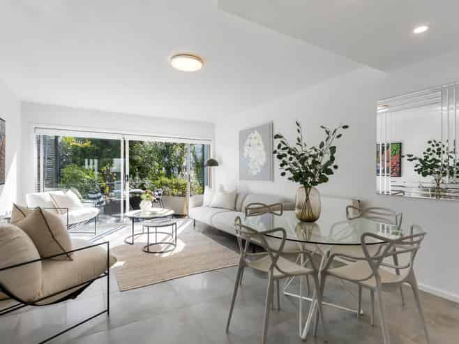 9/6 Sarsfield Street, Herne Bay